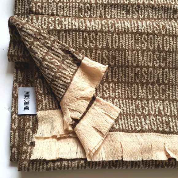 NWOT Moschino Wool Blanket Scarf Brown Tan Moschino Blanket Scarf w/ Tan Fringe - Picture 10 of 16
